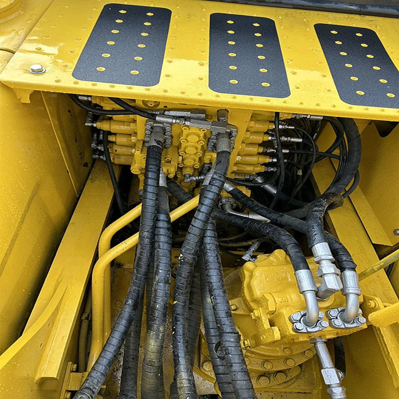 Хит продаж строительное оборудование использованный японский экскаватор Komatsu PC200-8 подержанные машины для продажи