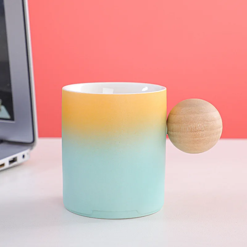 Modern Simple Ceramic Wood Ball Handle Changing Color Cappuccino Mug