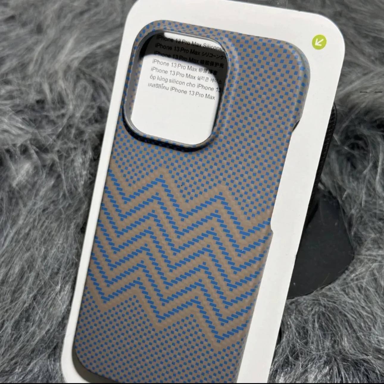 New Arrival Carbon fiber pattern Wavy grain Phone Case for iPhone 16 15 13 14 Pro Max 12 Shockproof Cover