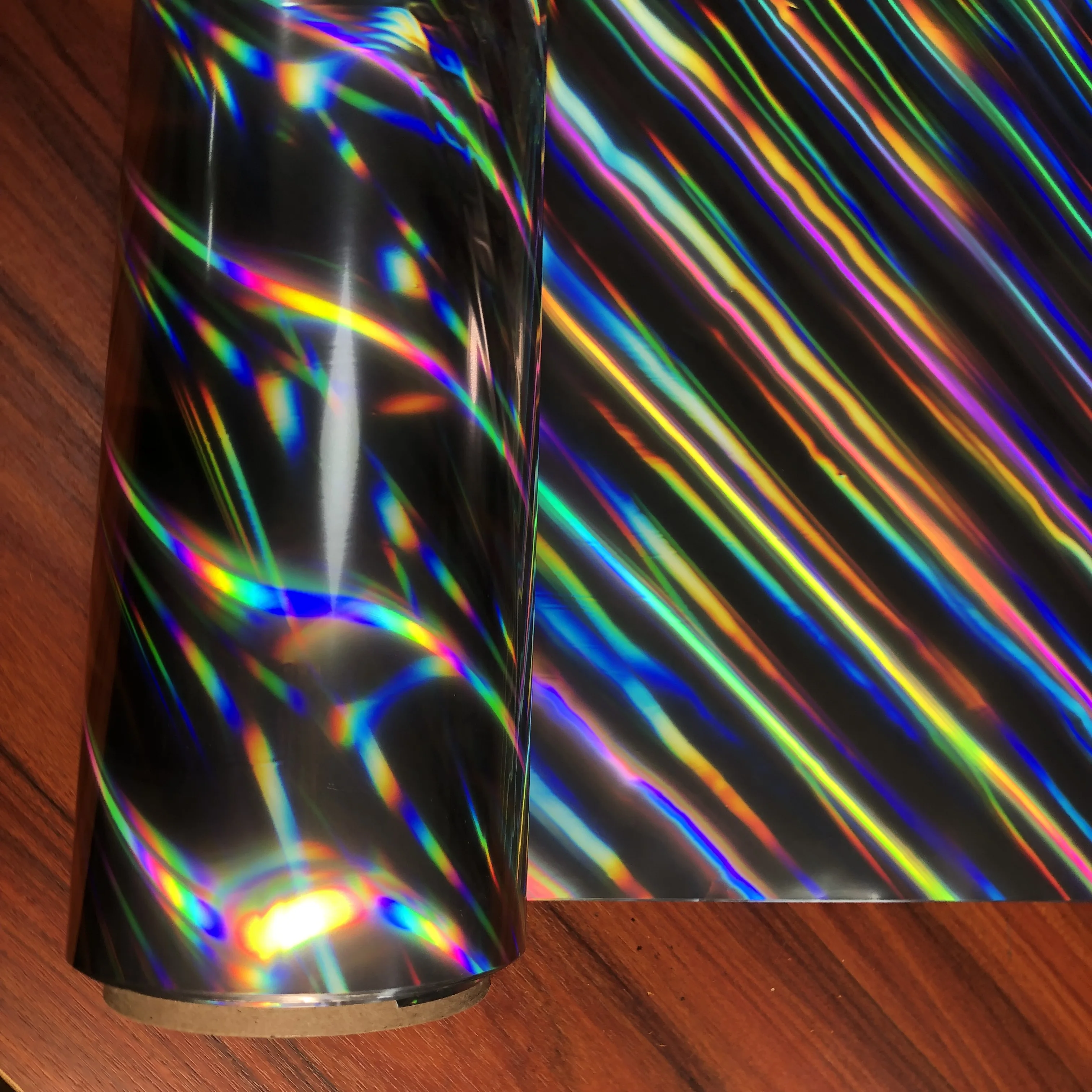 New Design pillar of light pattern Best Price holographic metallized cold lamination film roll for packing & printing