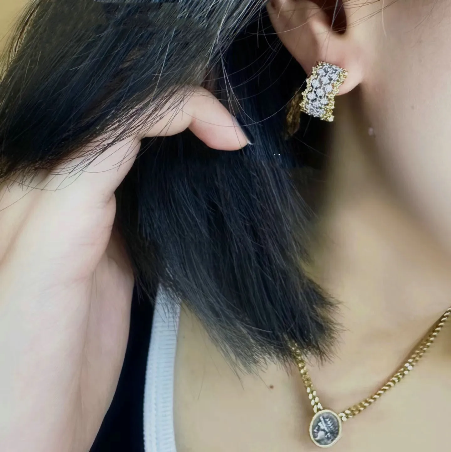 Luxury Atmospheric Flowers Geometric Stud Earrings Women Trendy Silver Plated Brass Jewelry Emerald Cut Diamond Anniversaries