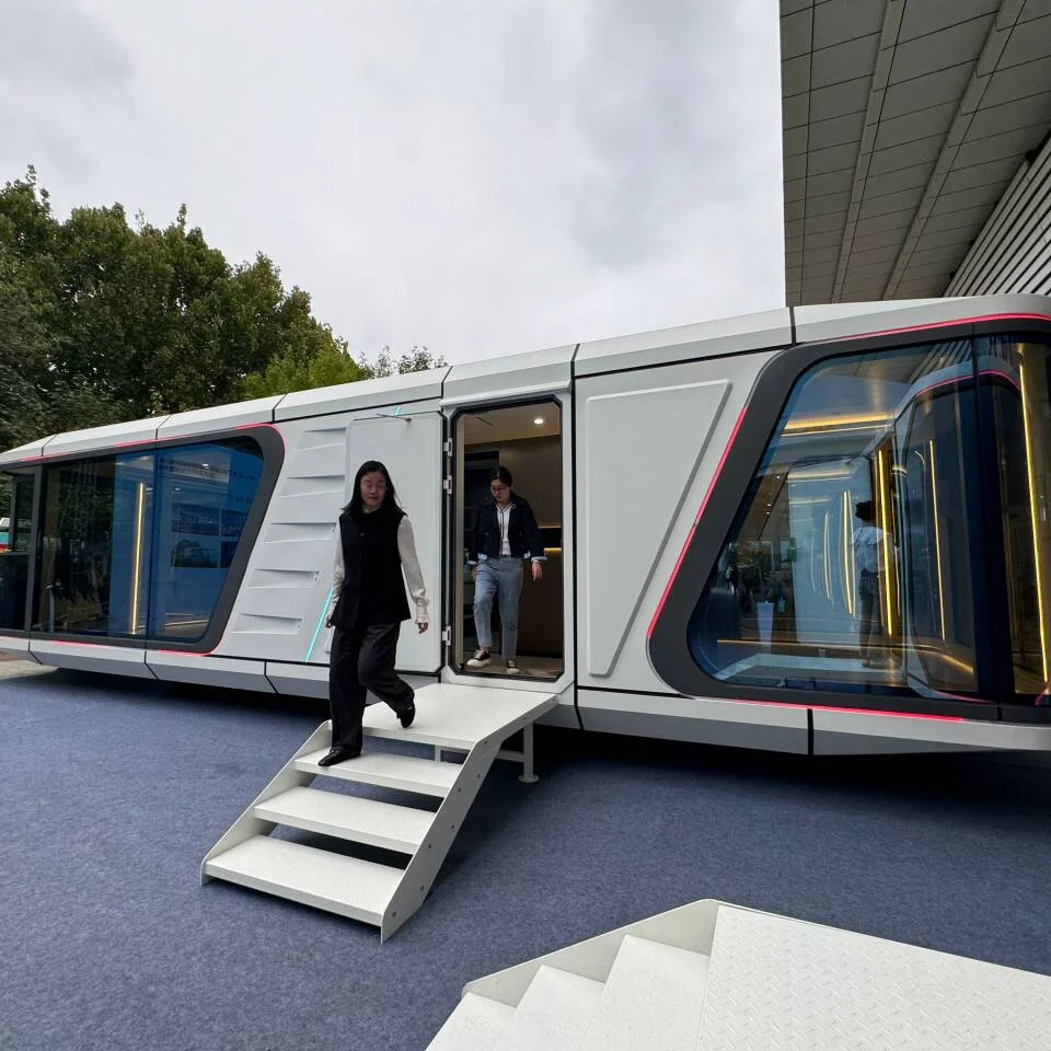 Wholesale Luxury Mobile Tiny Modular Prefabricated Homes Fast-Construction Mobile Villa Office Shop Toilet Steel Container