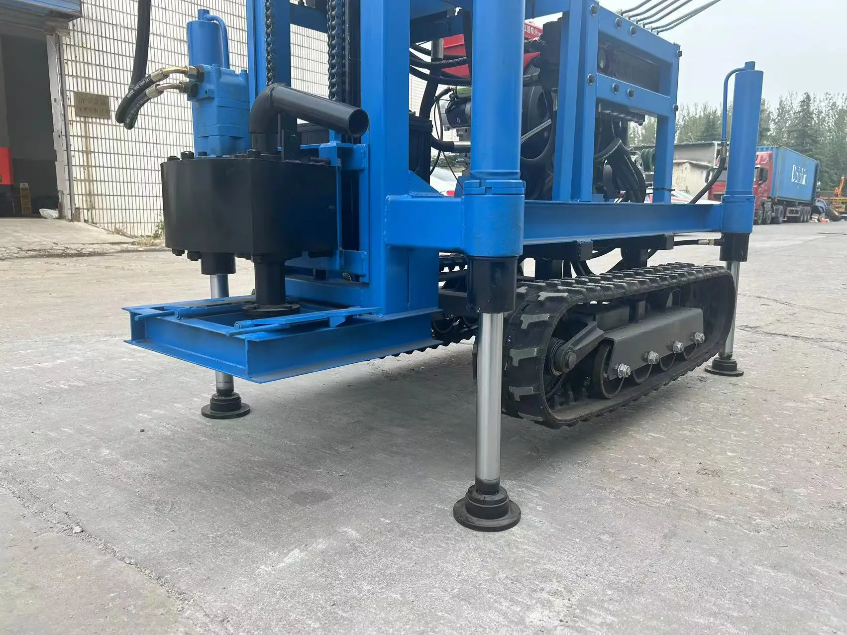 on Sale Rotary Drilling Rig up to 150 Meters Deep Water Well Core Components with Motor Gear Noise Soil Pollution Reduction