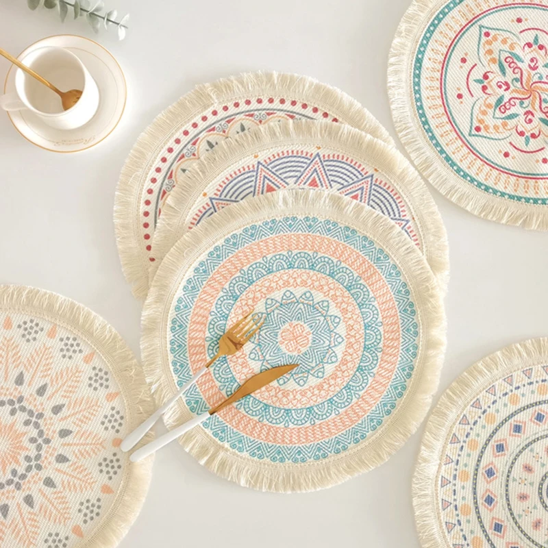 Wholesale Round Placemat Pompom Tassel Place Mats Jute Fringe Table Woven Boho Placemat Neutral Rustic Tablemats For Dining