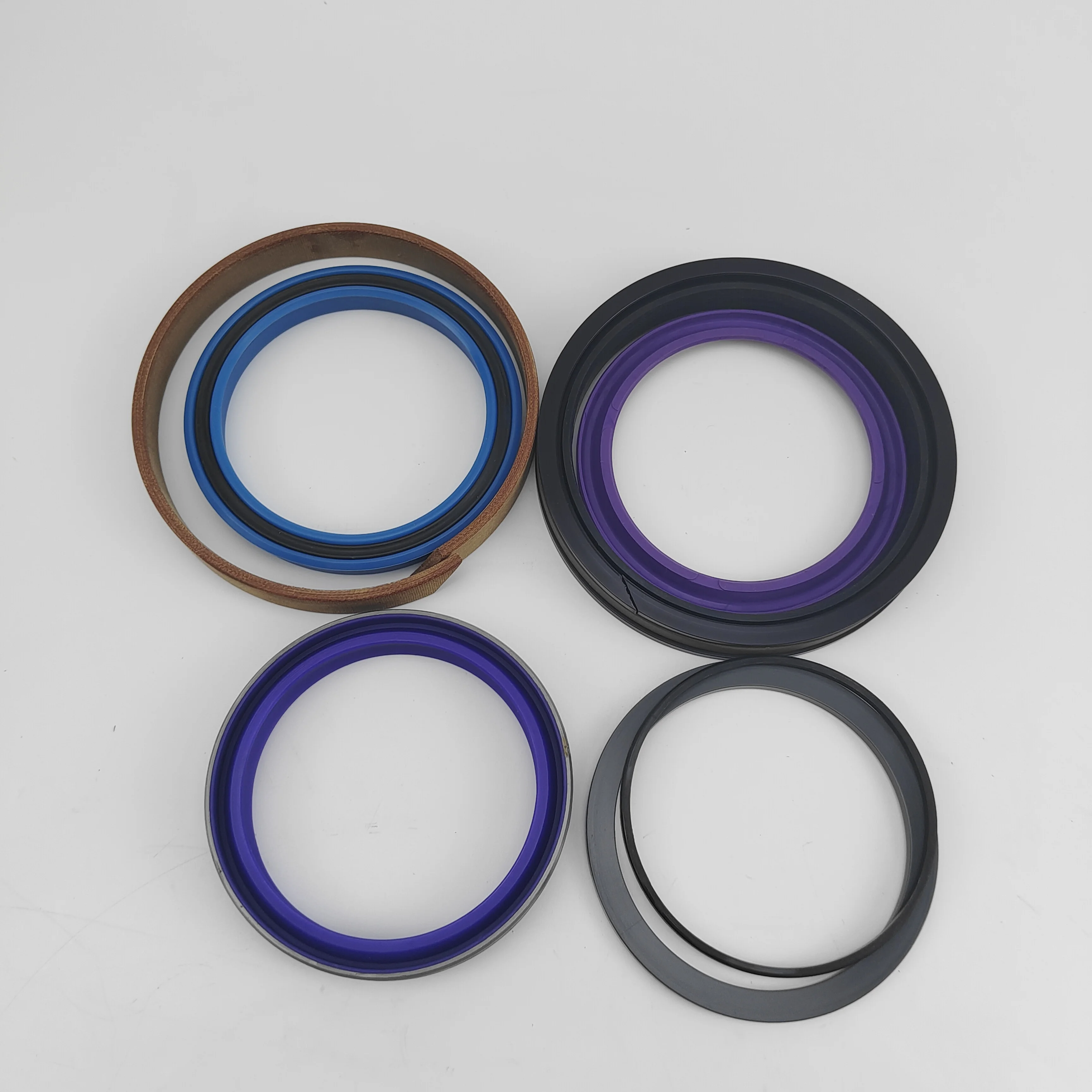 Komatsu D85EX-15 Bulldozer  Service Kit For Ripper Lift Cylinder 707-98-43660 Komatsu  Bulldozer Parts Komatsu  Parts