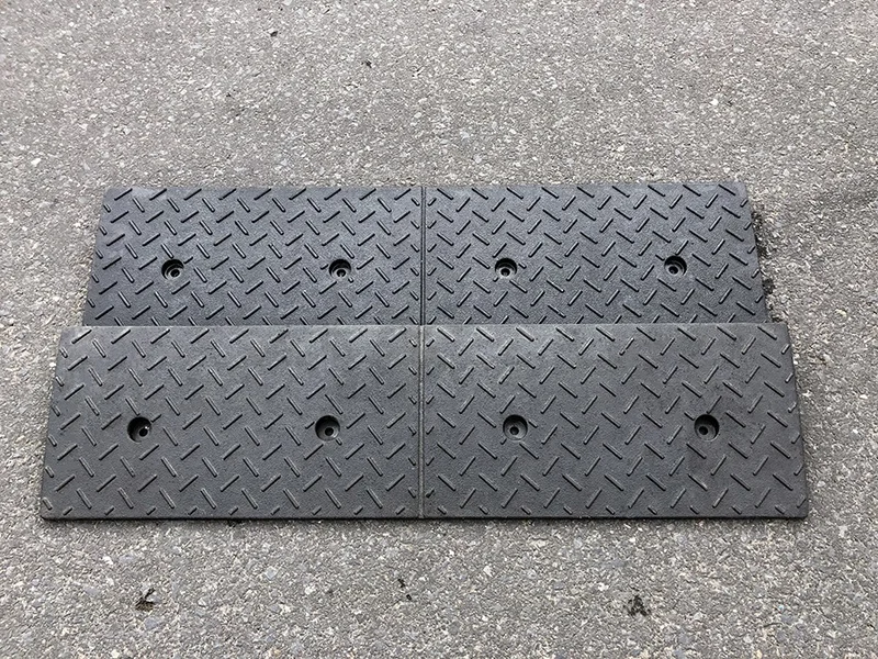 70mm Good Quality Rubber Driveway Curb Ramp Rolled Edge Ramp Rubber Kerb Ramp
