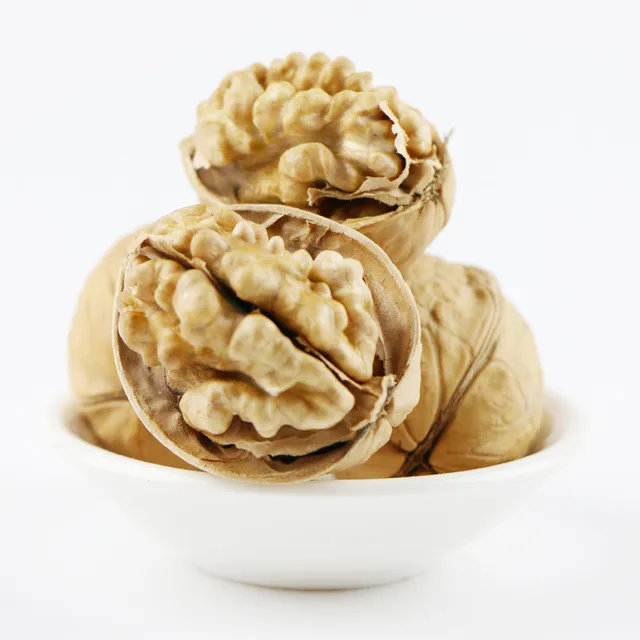 Китайские грецкие орехи в