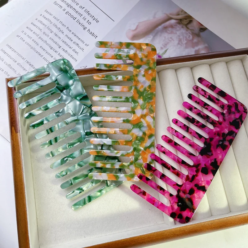 Wholesale Acetate Wide Tooth Hair Detangler Comb Colorful Eco-Friendly Hair Comb Accessories For Wet And Dry