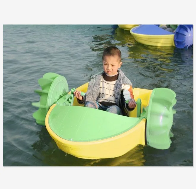Great fun amusement water plastic kids boats for pool for sale