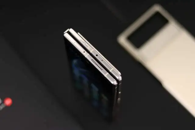 Mi MIX FOLD 2 (8).jpg