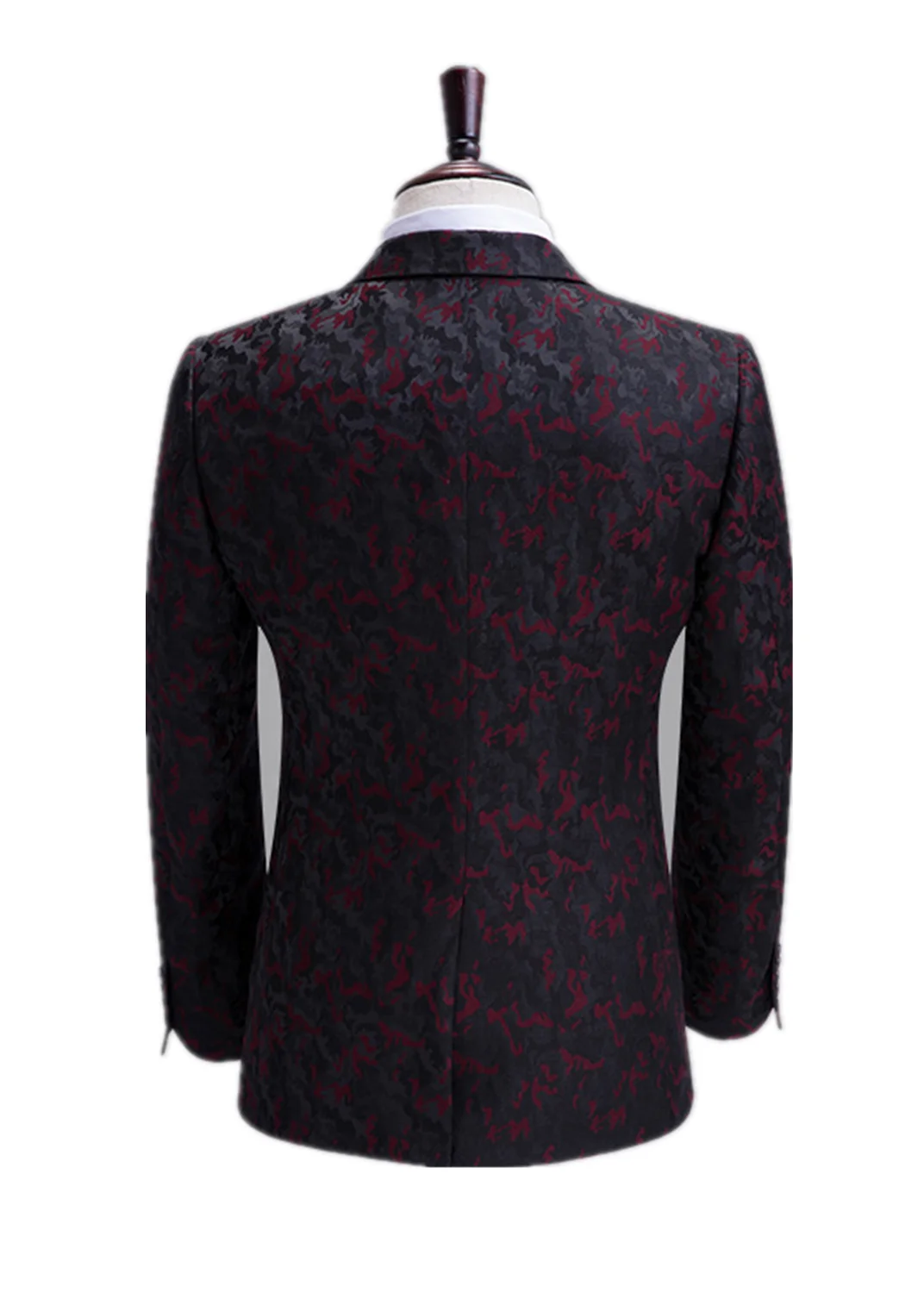 Модный мужской блейзер на пуговицах в новом стиле