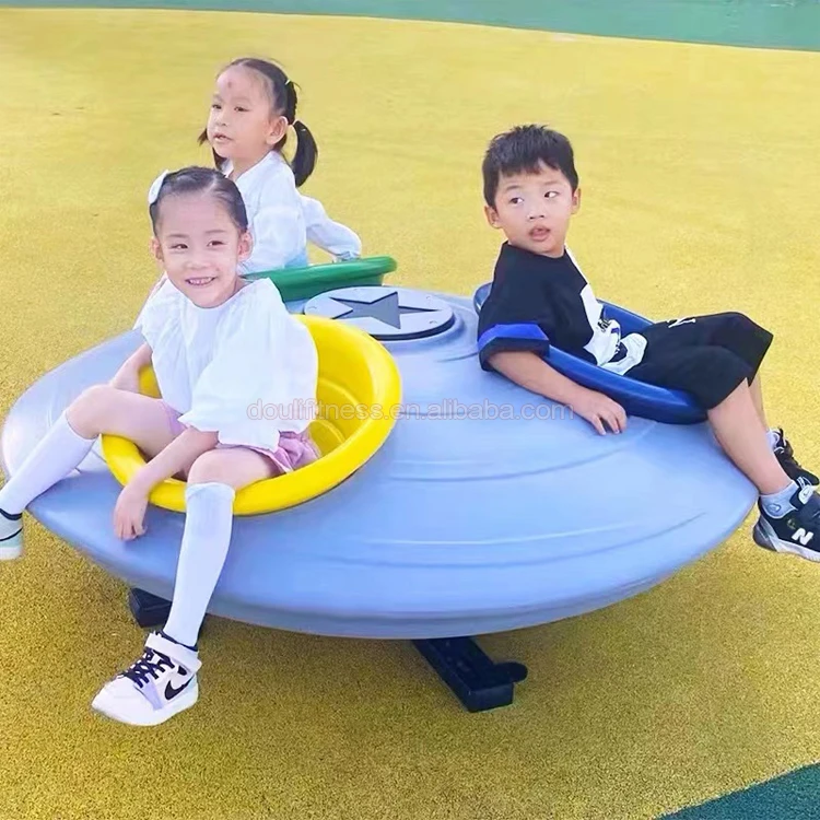 Dream kids outdoor 3 colorful seats UFO shaped multi spinner merry go round carousel playground equipment for children