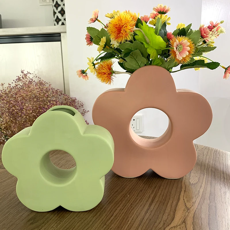 The fashion pink series ceramic glazed flower shape tabletop decoration vase