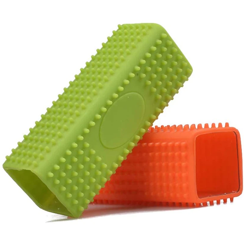 Eco-Friendly Portable Pet  Cleaning Washing Massage Silicone Pet Fur Grooming