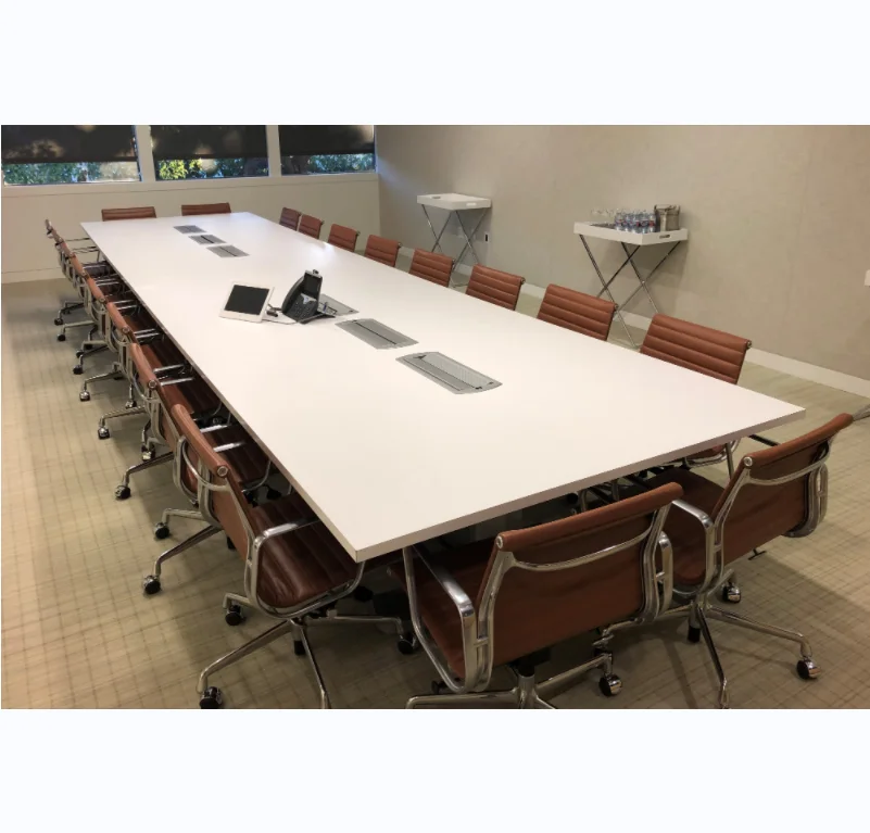 5-звездочный отель Конференц-зал роскошный офисный стул и деревянный стол и диван для офиса