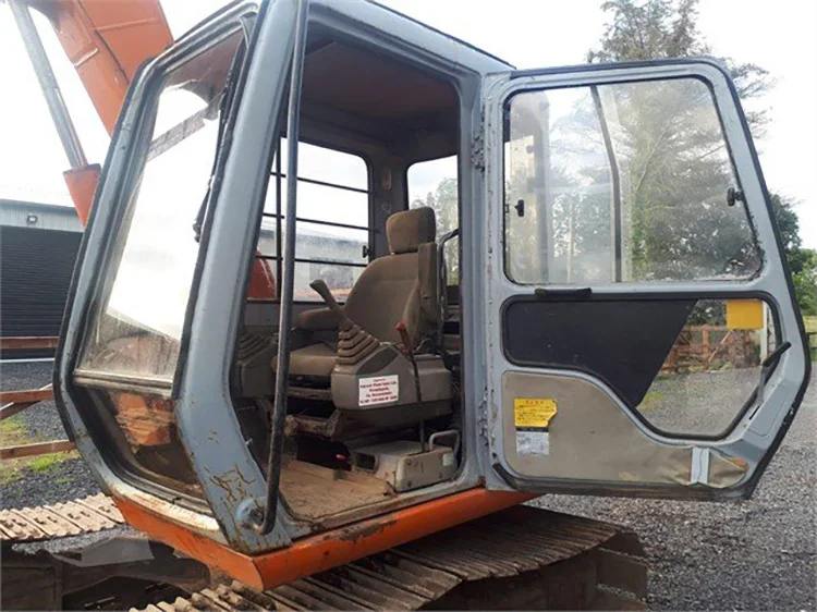 Original Used Hitachi Ex60-2 Mini Hydraulic Crawler Excavator for sale EX60 EX60-1 EX60-3