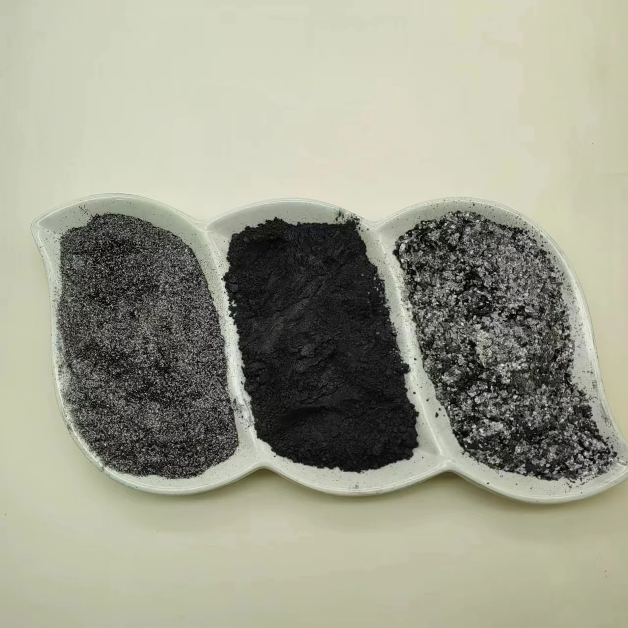 High Carbon Content 400 Expansion Expandable Graphite Flakes Natural Product for Battery Lubricant & Refractory Applications