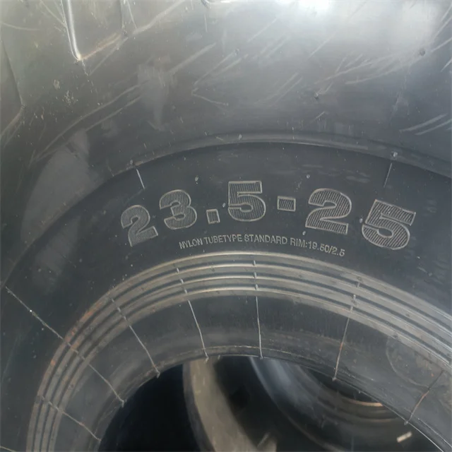 23.5-25 OTR TIRE with  heavy loaders  and wheel dozers