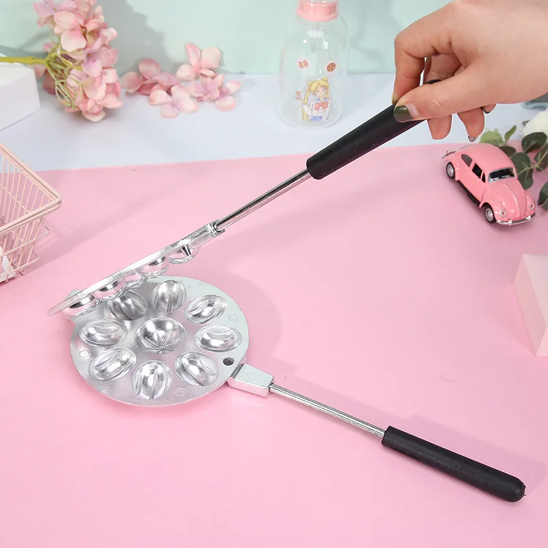 Manufacturer direct selling 16 hole cake mold Household baking mould DIY egg kitchen creative tools