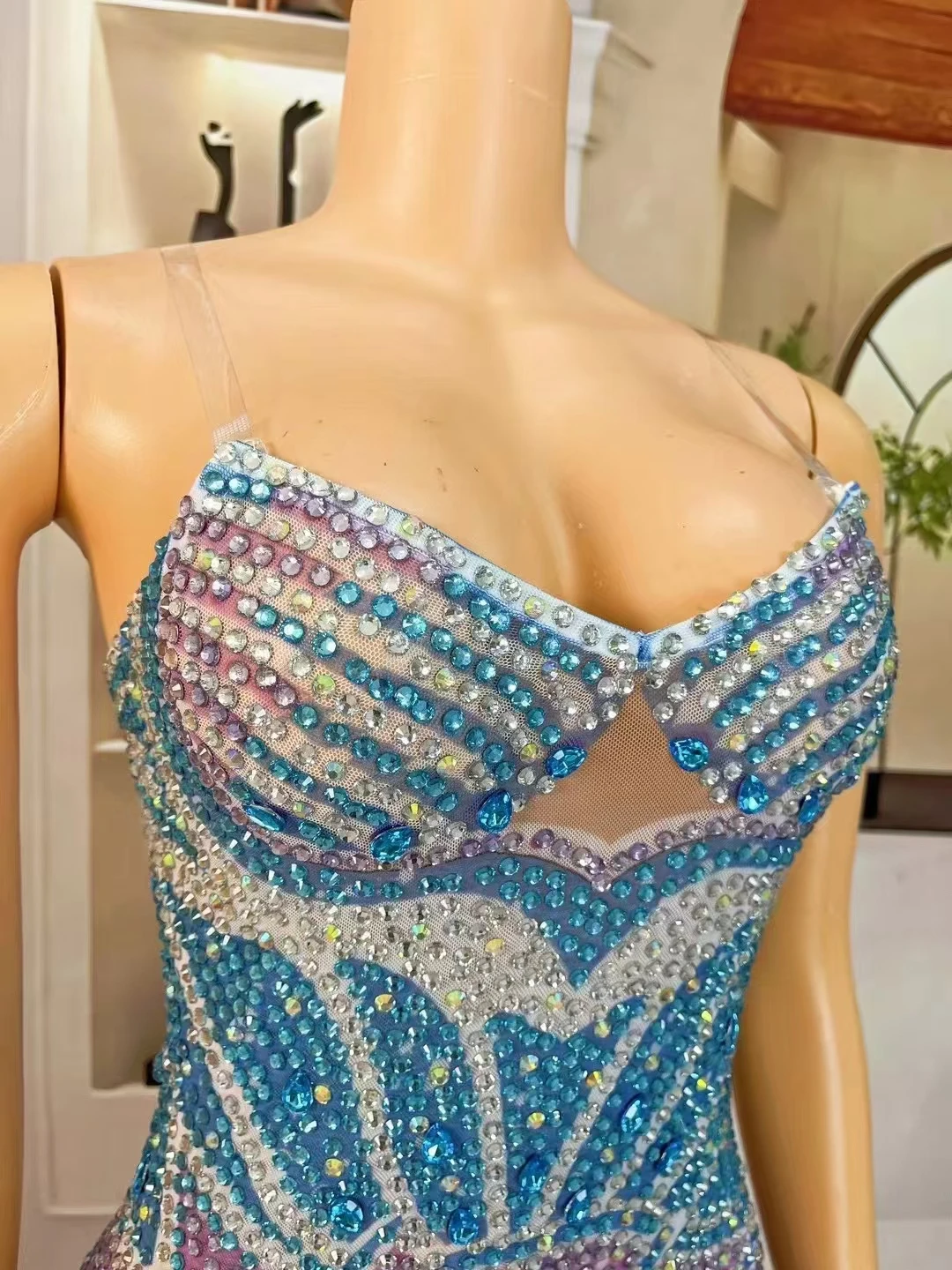 2024 New Design Sleeveless Dress Women Orange Colorful Rhinestones Feather Sexy Transparent Chiffon Casual Nightclub Birthday