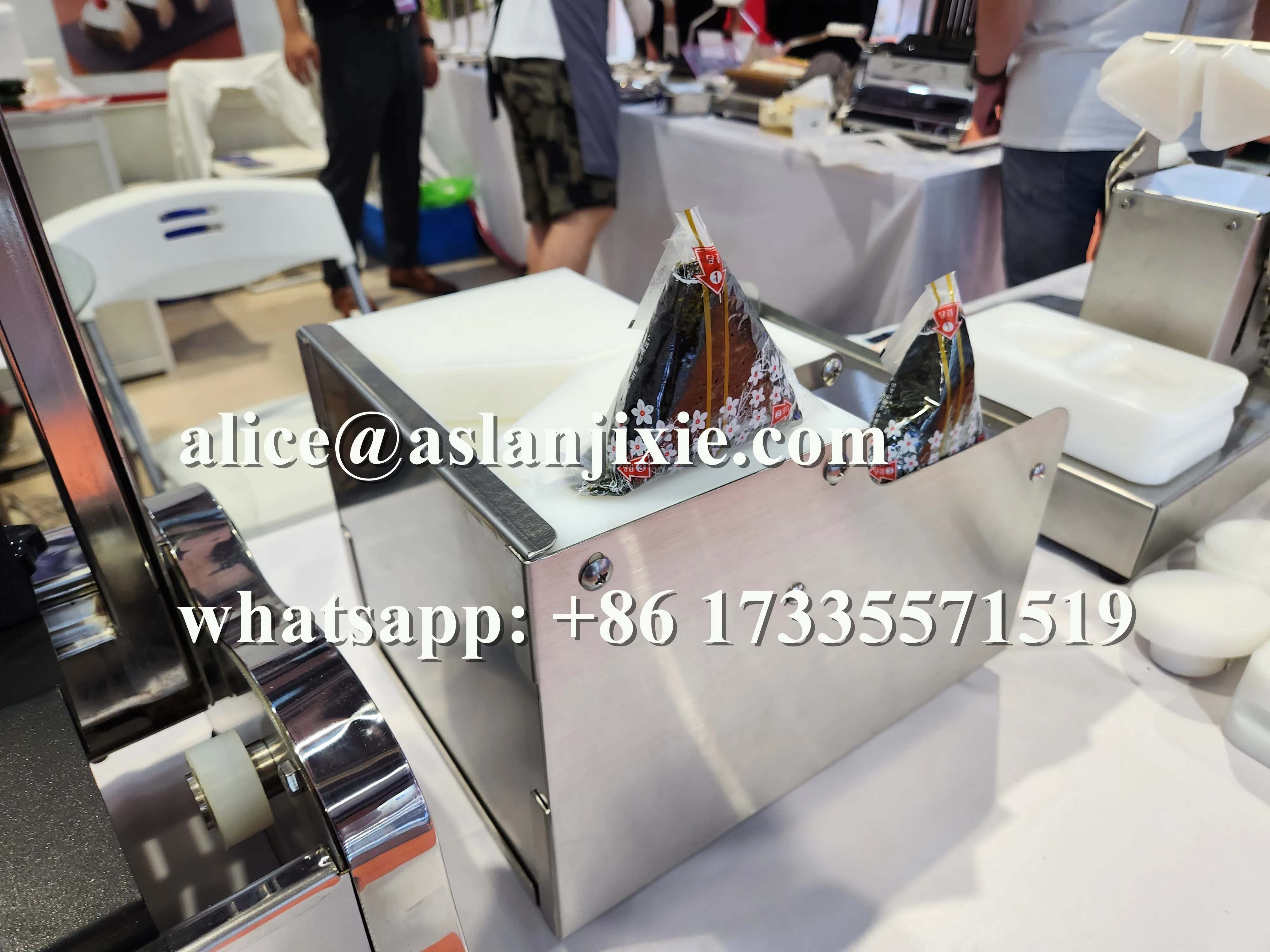 shop onigiri making wrapping machine/ suchi riceball shaping wrapper packing machine