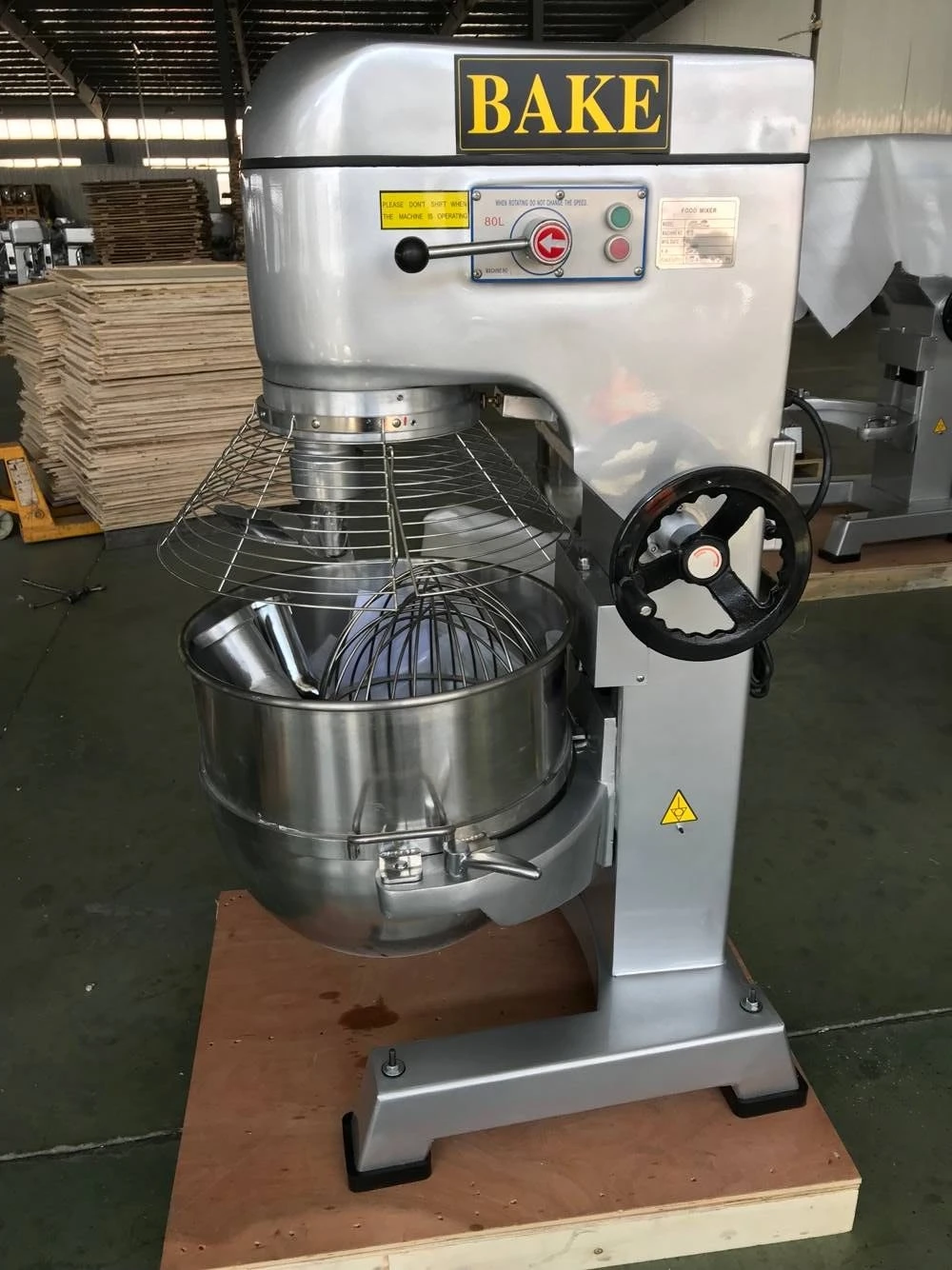 Professional Planetary Food Mixer and Cake Dough Mixer 40 L 60L Motor Hot Product 2019 Provided Restaurant Equipment Schneider