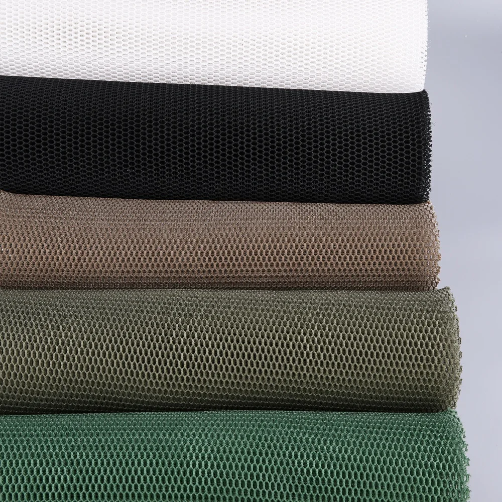 Wellcool custom 400-500g/m2 honeycomb hole 3d air spacer polyester knitted mesh fabric as padding for protective apparel