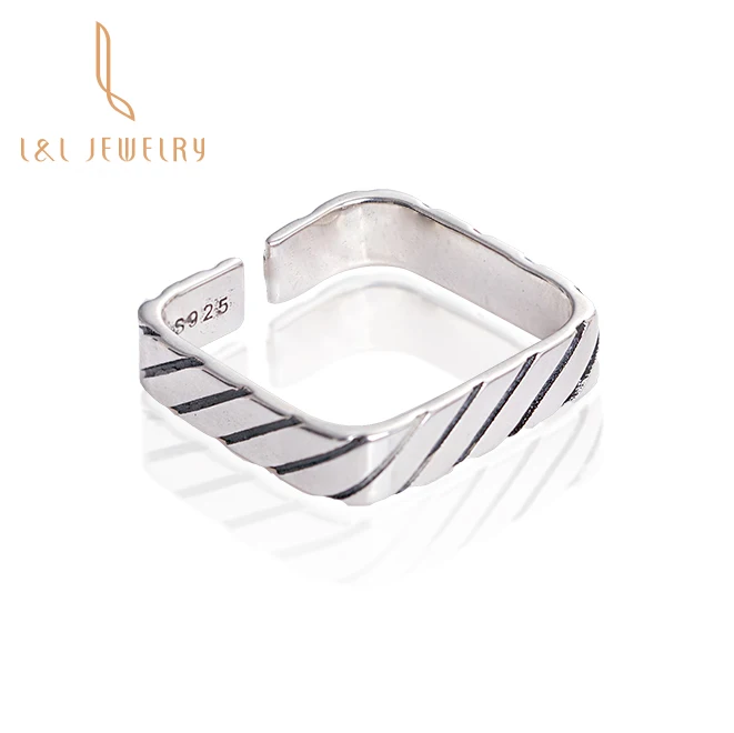 
Minimalist s925 solid sterling silver stripe texture unisex wear square ring 