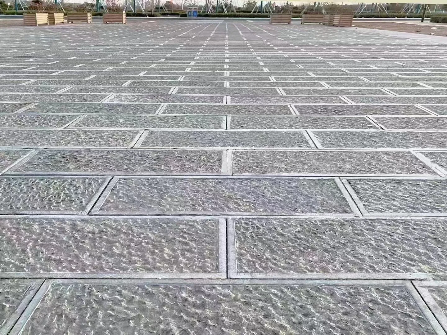 HZX Natural granite Stone Panel Veneer Limestone Exterior Wall Decoration Tiles Form Outdoor Application Split Surface Finishing