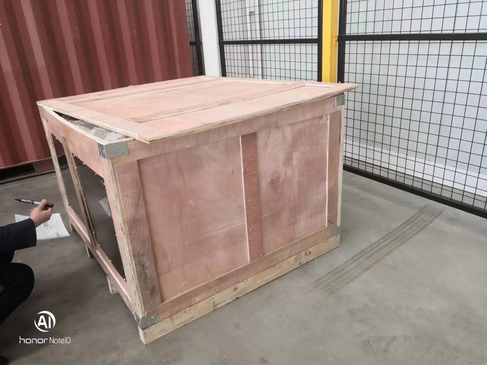 Quality Conveyor Cover Materials Rigid Cream White Color Steel Belt Covers for Harsh Environment Conveyor Products