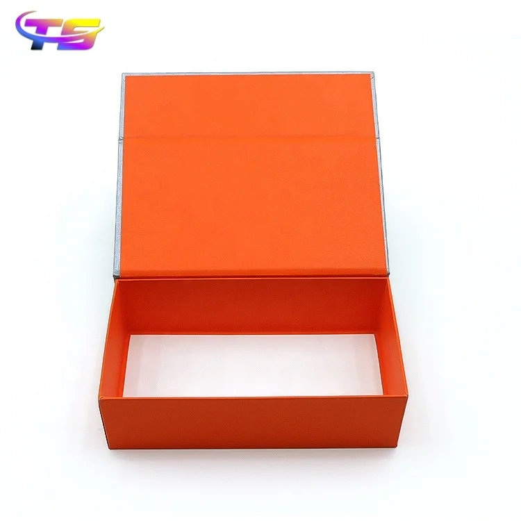 High Quality Design Custom Printing Rigid Cardboard Gift Magnetic Packaging White Cosmetics Box Kinetic Ring Box
