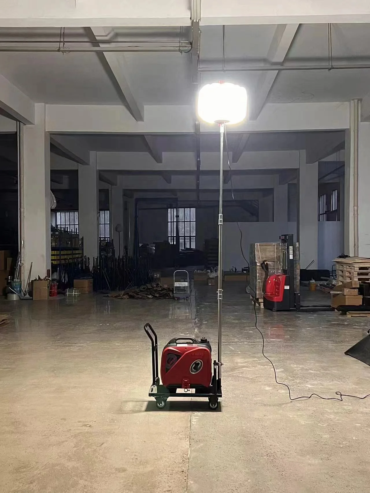 Tiny Trolley Inflatable Lighting Tower 320W Balloon Light for Construction