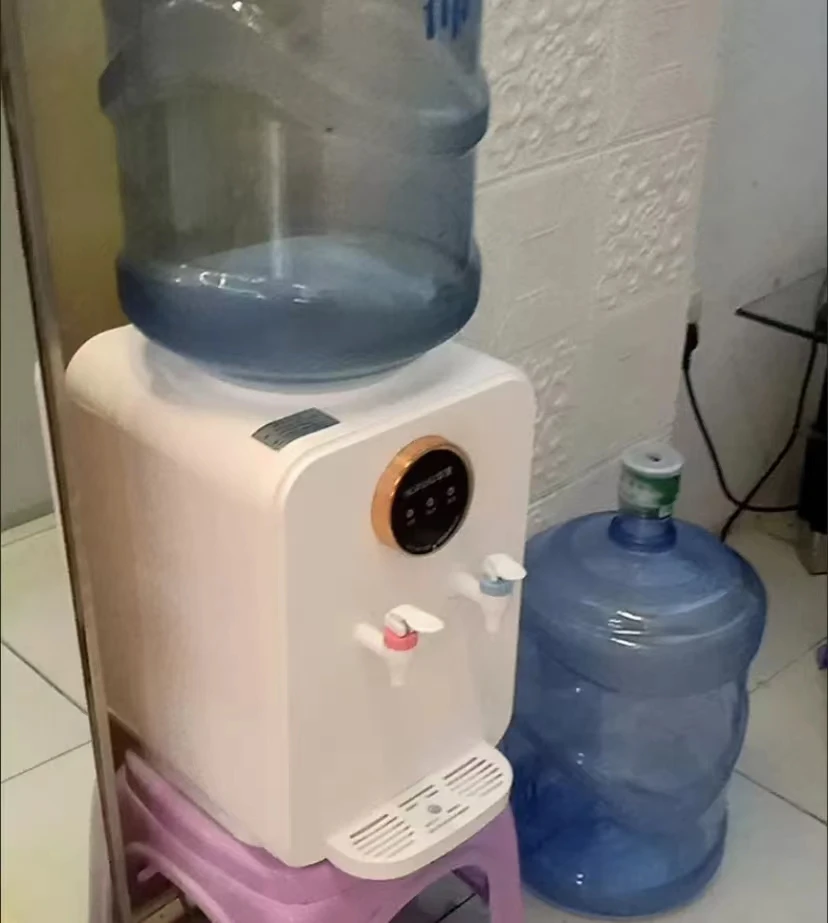 D Home dormitory appliances hot and cold desktop small automatic water dispenser tea and coffee quick heat is hot refrigeration