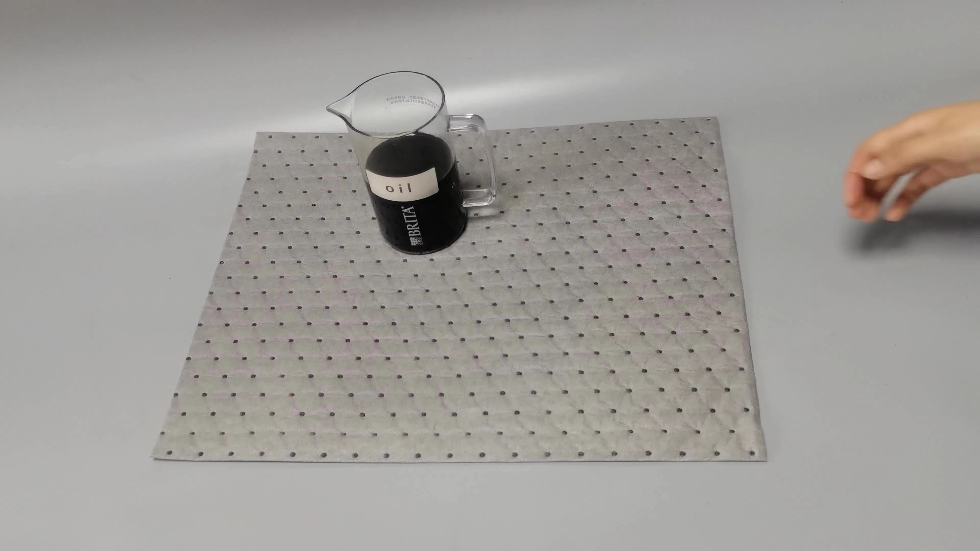 Factory Wholesale High Quality Absorbent Pads Oil Industrial Absorbent Oil Pads