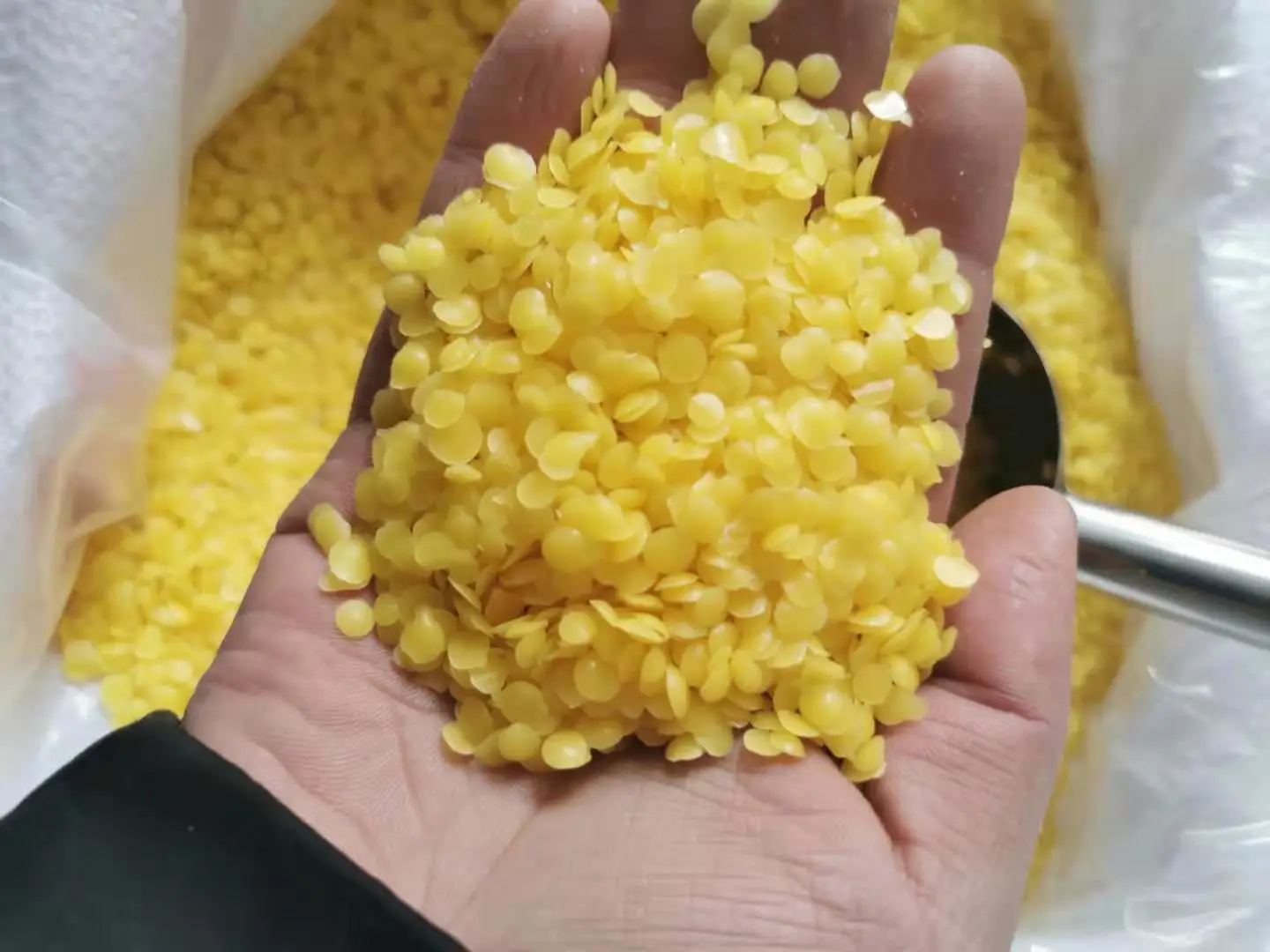 Factory Supply Pure Natural Bee Wax / Beeswax For Candles / Beeswax