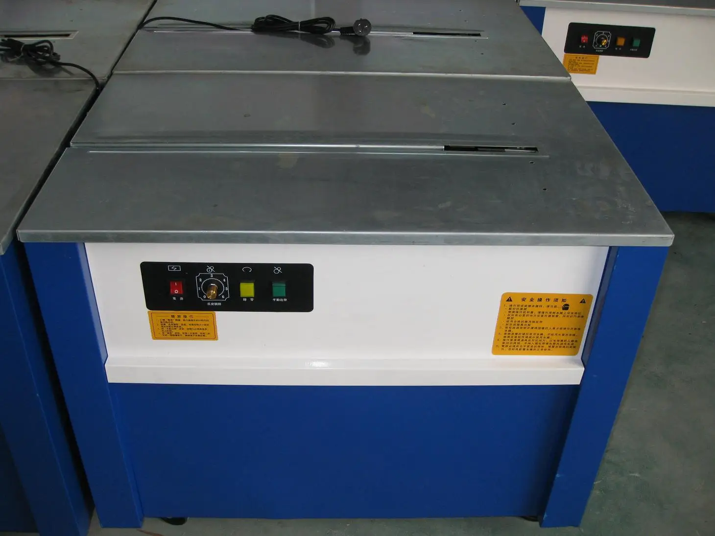 Semi automatic belt strapping machine for carton strapping