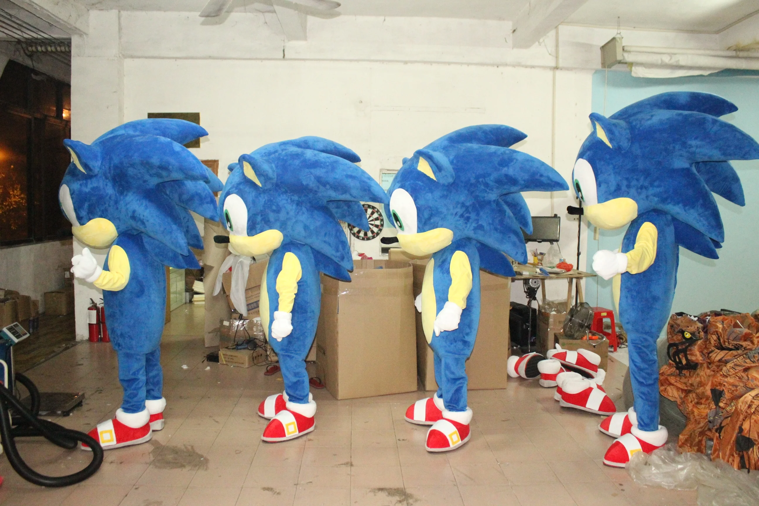 High quality custom made sonic mascot costume cosplay costumes for sale