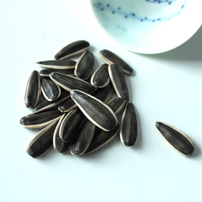 Sun flower Seeds New Crop Wholesale Chinese sun flower seeds 363 sun seeds sunflower