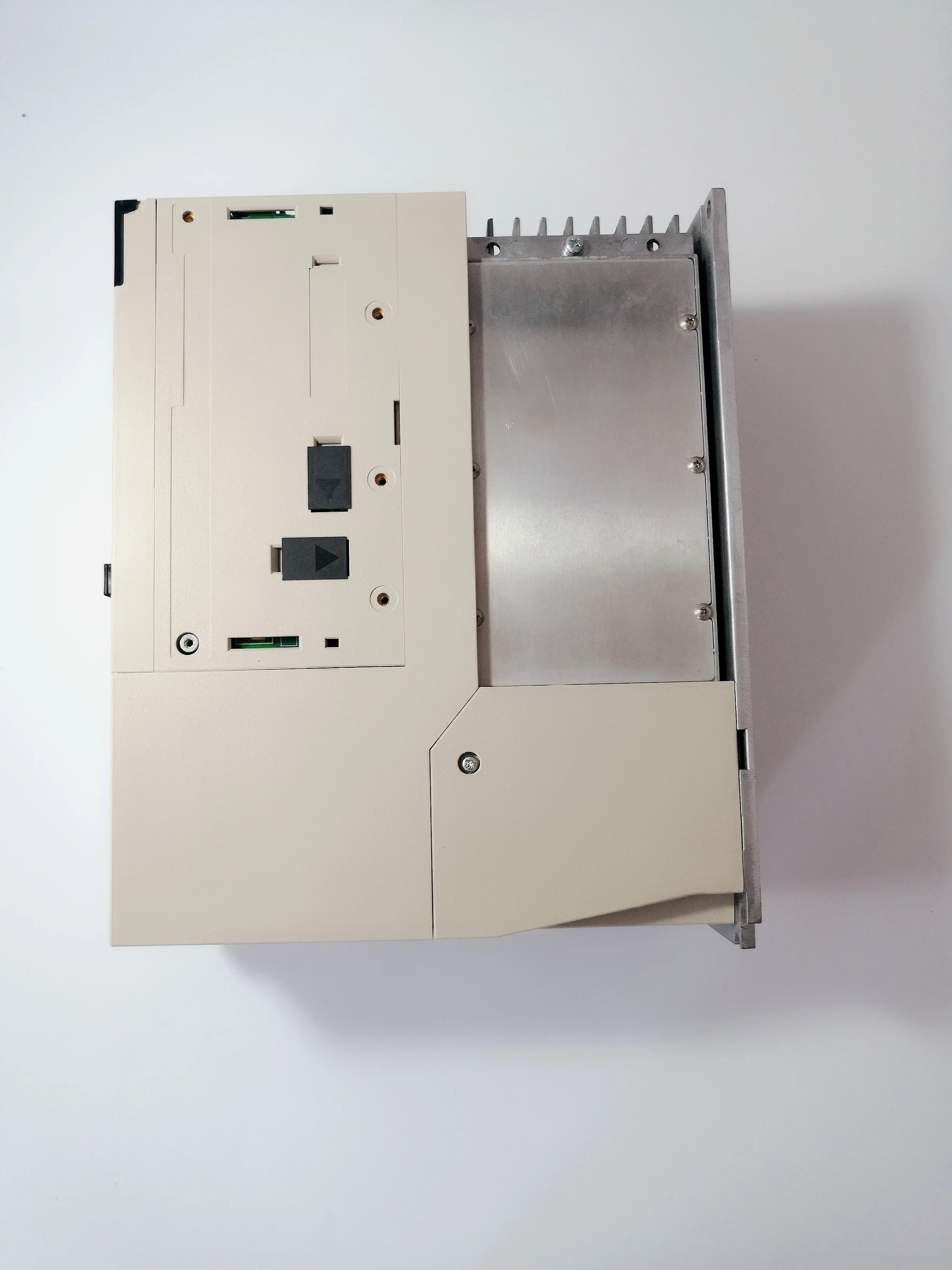  Yaskawa 5KW сервопривод 200v SGD7S-330A00A002