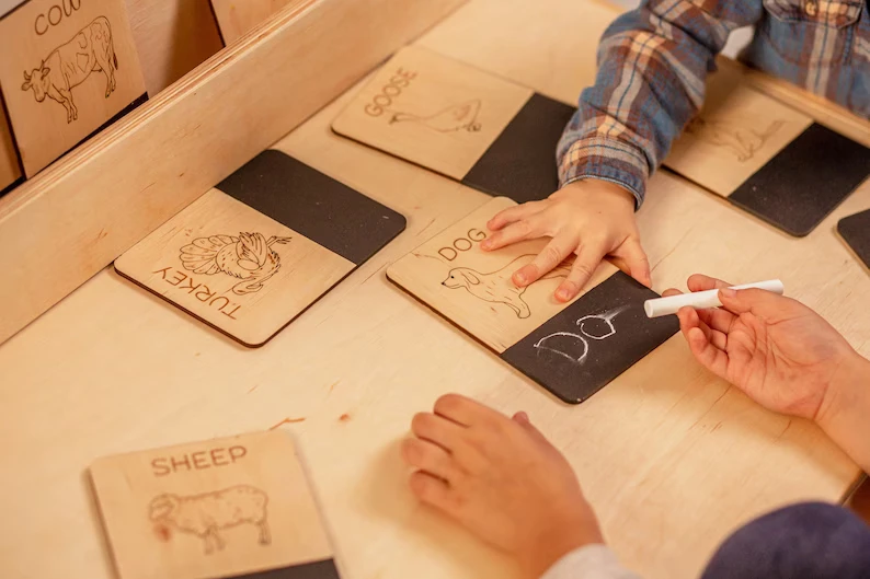 Montessori Toy Wood Animals Flash Cards Blackboard Animal Cards Set Christmas Presents Kids Gifts Learning