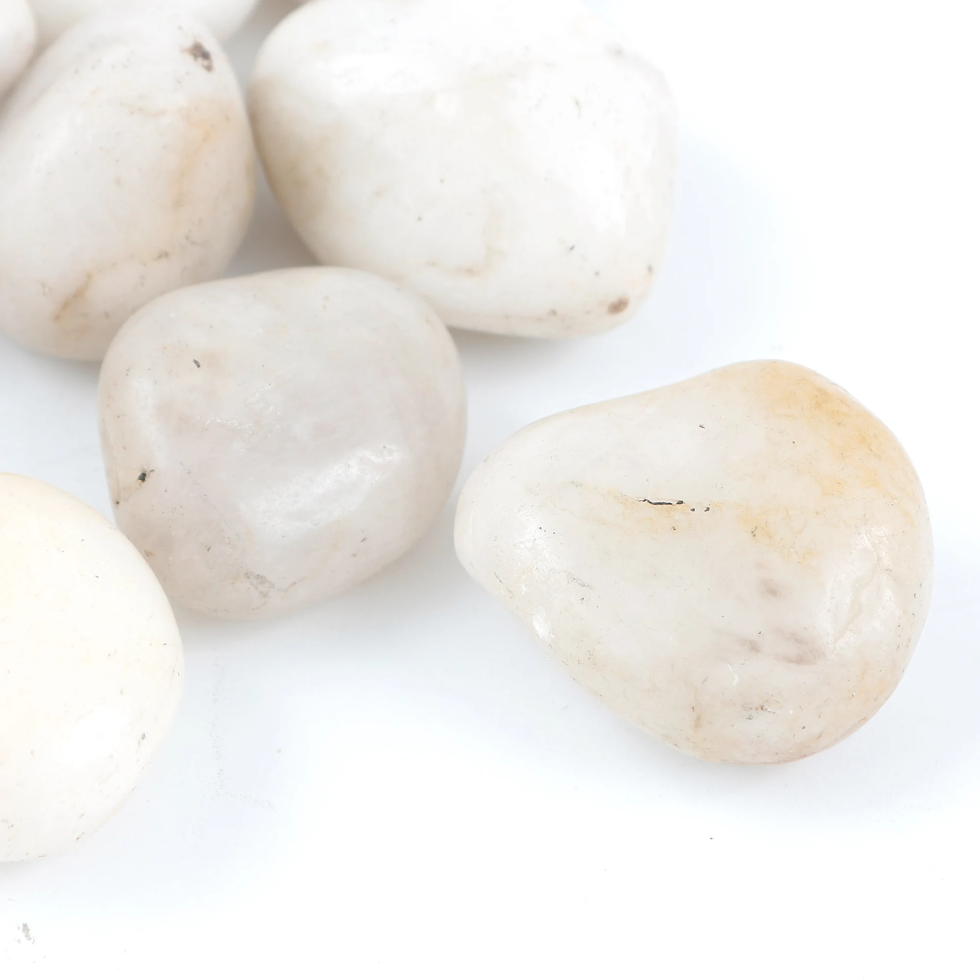 Natural Polished Pebble Stones River Stones Rocks Gravel for Fairy Garden White