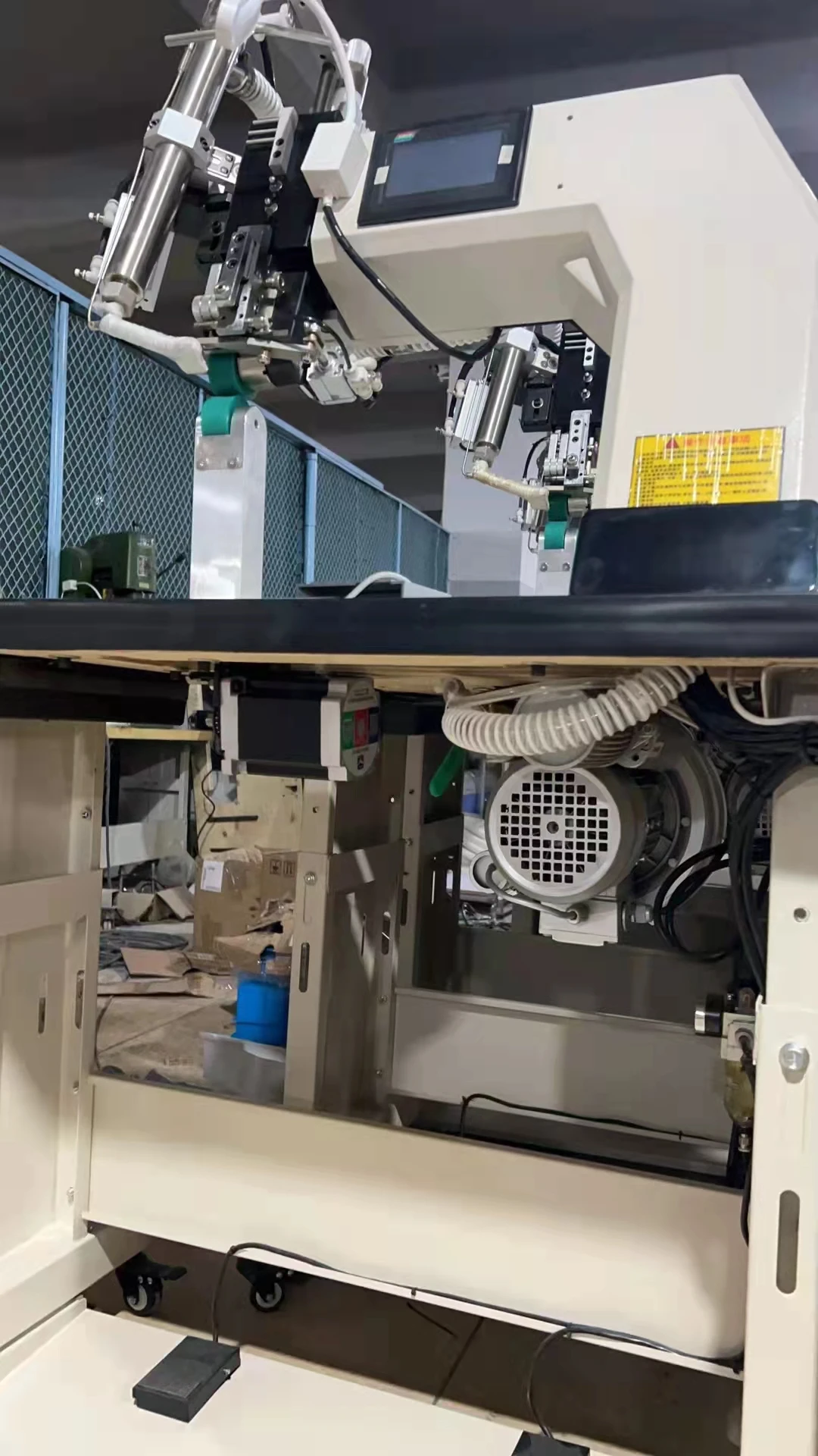 High quality hot air seam sealing sewing machine protective cloth making machine