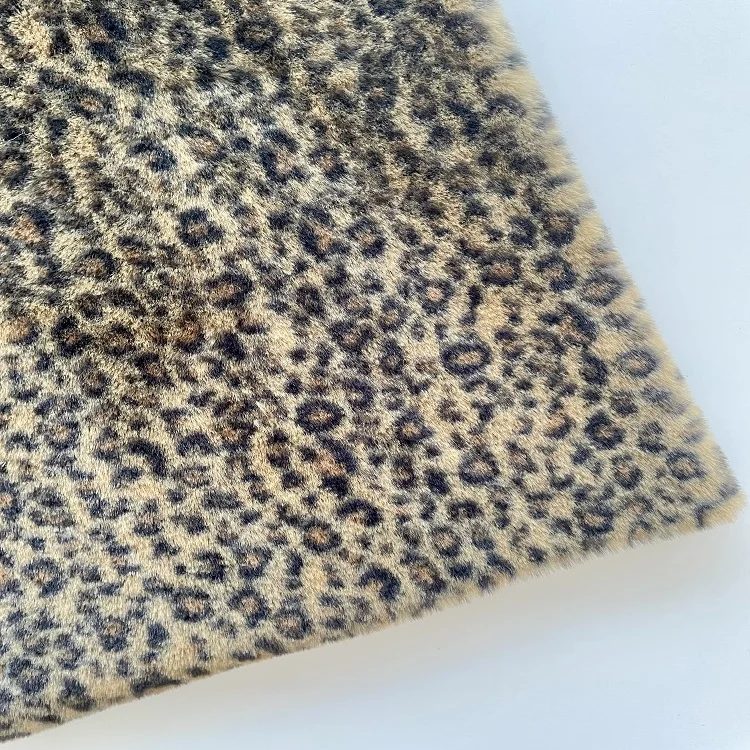 Super Soft Long Pile Faux Fur Leopard Soft Digital Printed Minky Polyester Plush Stretch Fabric