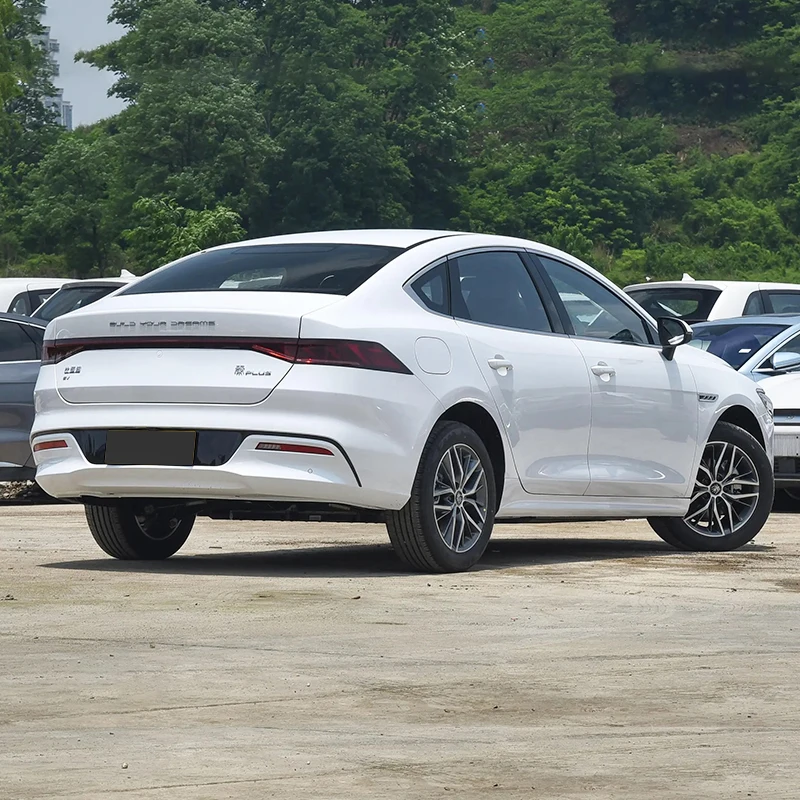 2024 низкая цена популярный китайский бренд BYD Qin Plus DM-i Honor Edition подключаемый Гибридный внедорожник на 5 мест для продажи