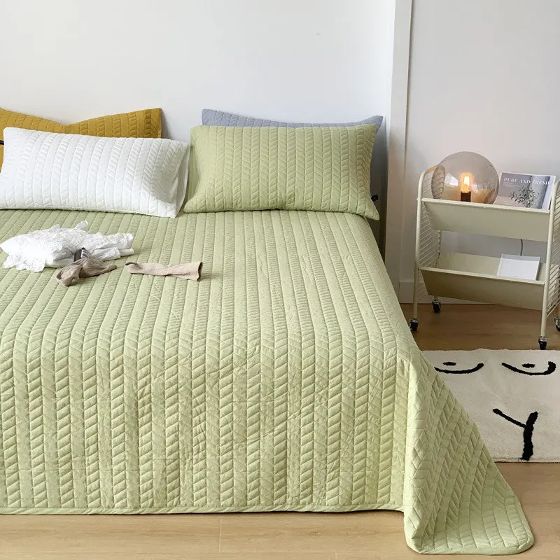 Super warm thicken Cotton Bedspread Solid Color Quilt Double Bed Covers sofa blanket Bedding Quilted Bedspread cubre cama