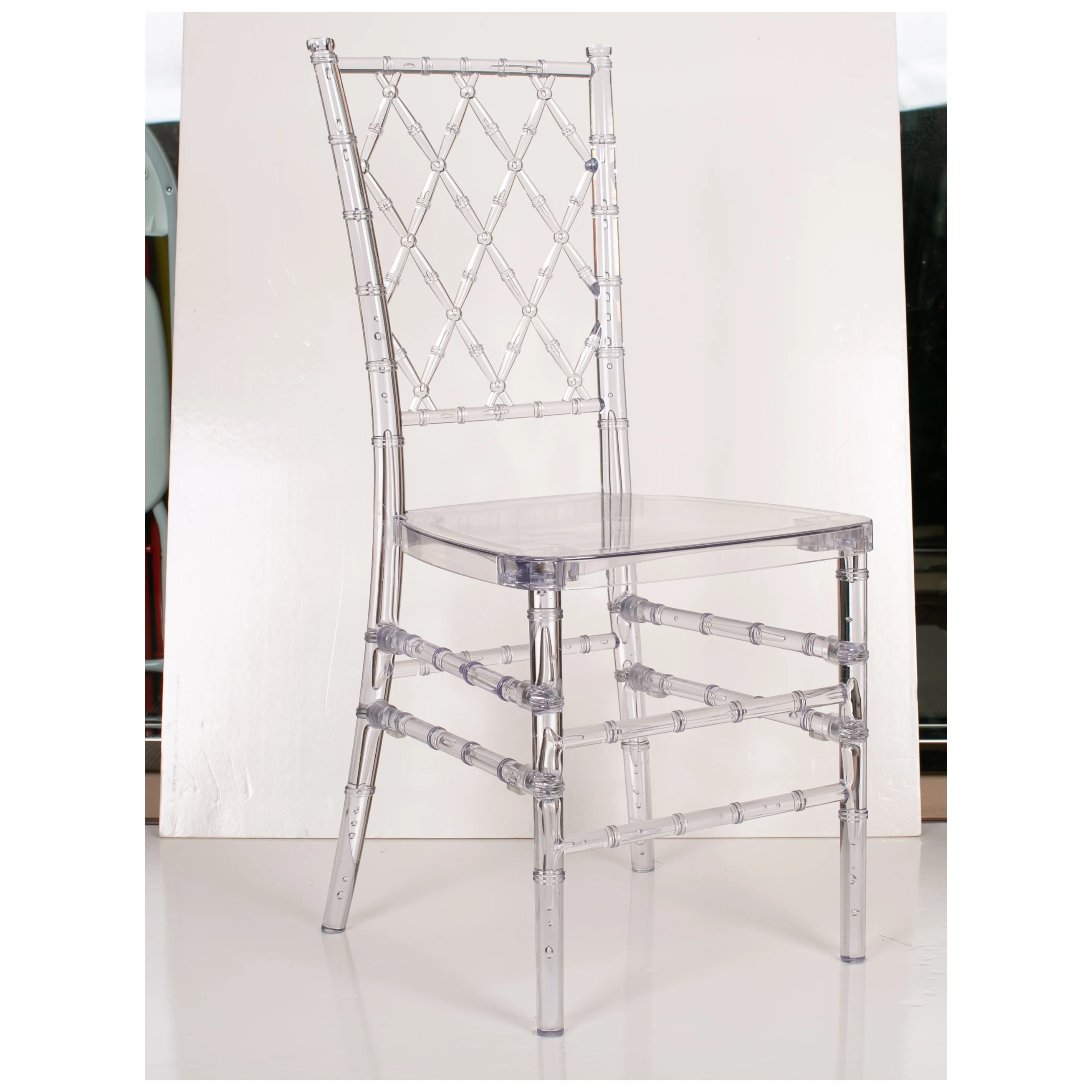 Modern Wholesale Transparent Crystal Hotel Banquet Napoleon Plastic Acrylic Tiffany Wedding Clear Chiavari Chair for Dining