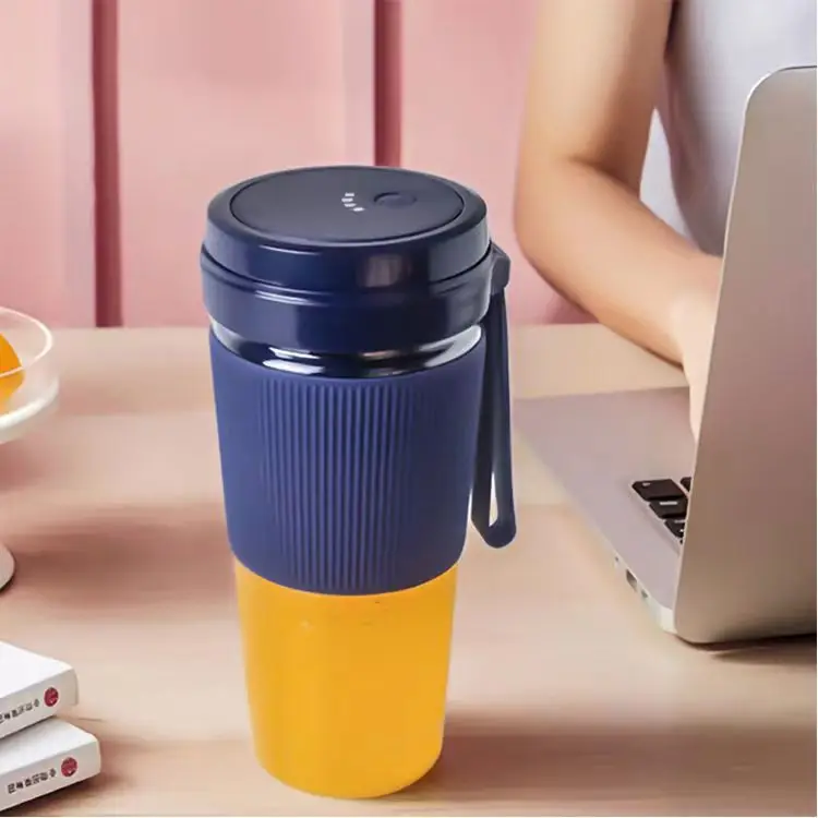 New High Quality Personal Hand Held Mini Juicer Cup Plastic USB Portable Blender for Shakes and Smoothies