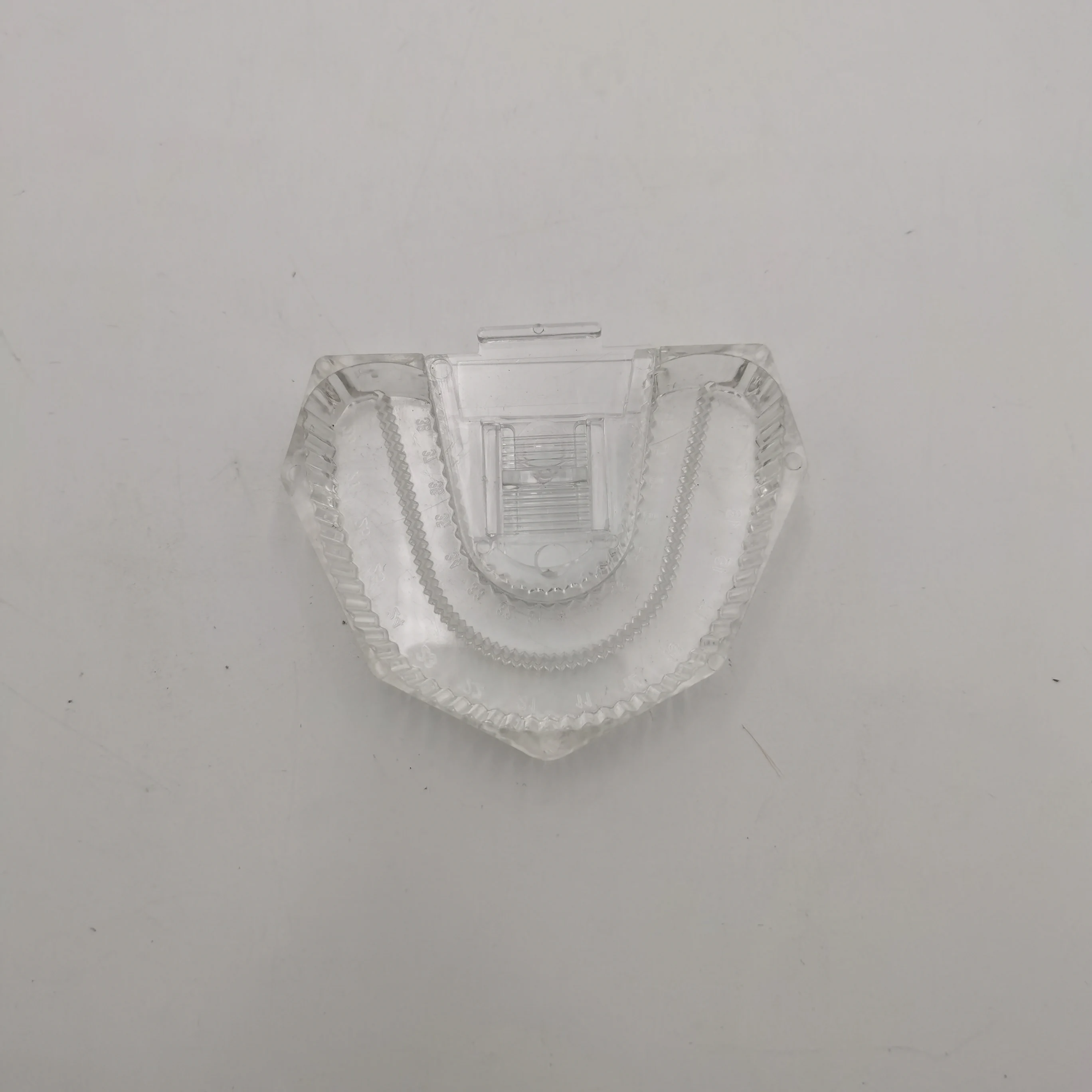 Very Nice Plastic/Polymer S/M/L Autoclave Dental Impression Tray  Dental Lab Model Base for Medical Treatment