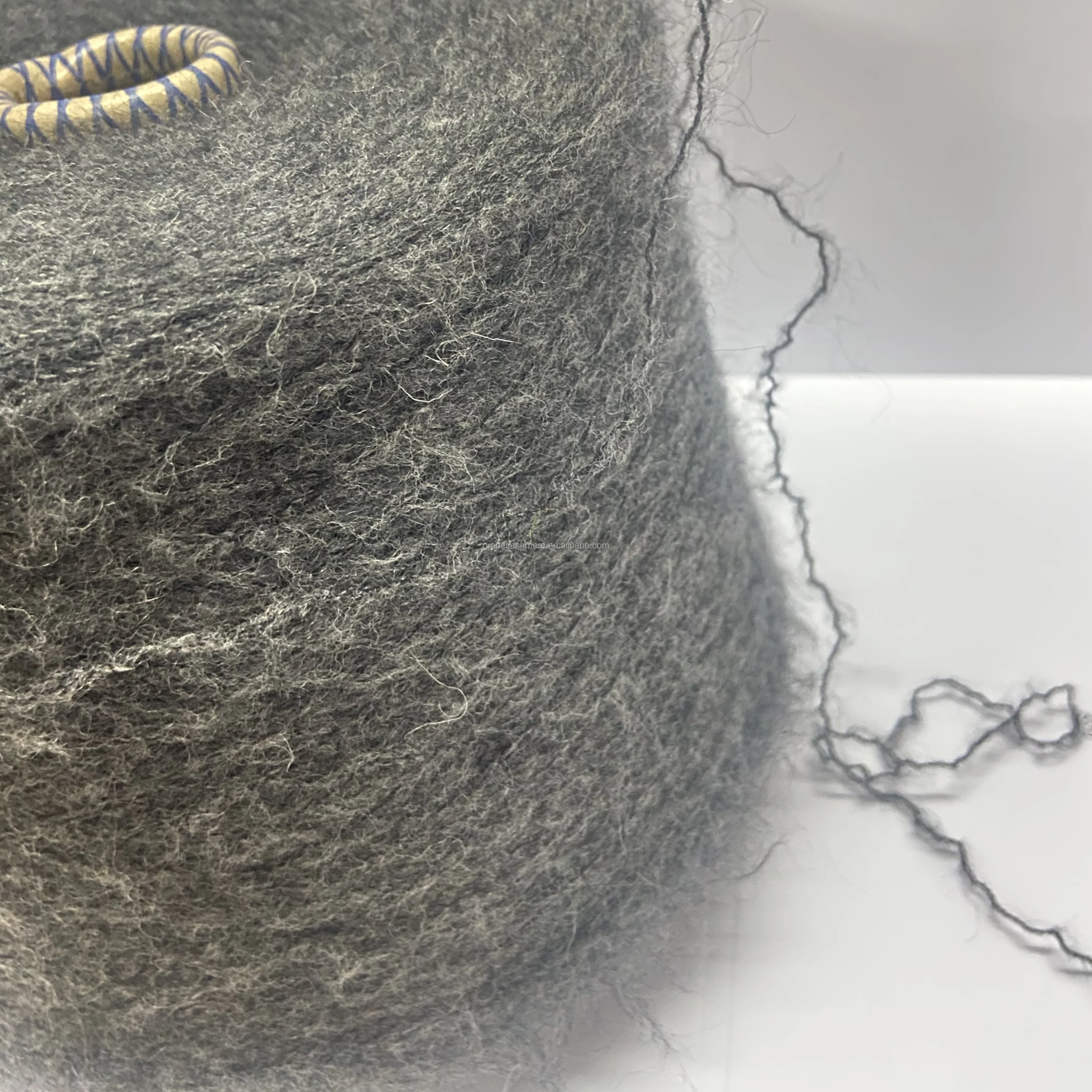 Super Kid Mohair Extra Fine Merino Wool Brushed kid mohair Yarn fancy mohair yarn