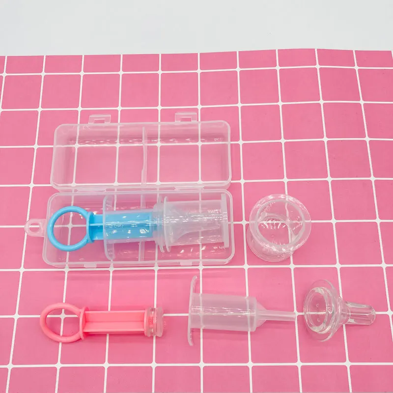 Direct Selling Silicone Dispenser Baby Syringe Food Grade Material Safety Two Side Liquid Inlet Anti Choking Pacifier Feeder